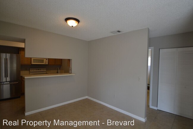 Building Photo - 620 Ridge Club Dr