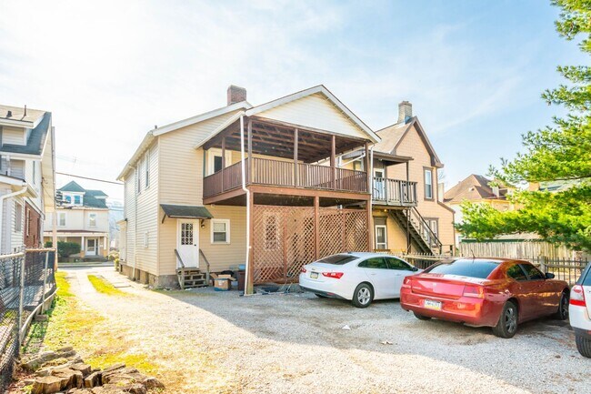 Building Photo - 47 Mainsgate St