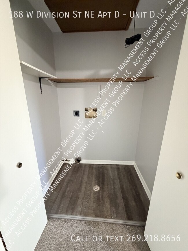 Building Photo - 188 W Division St NE