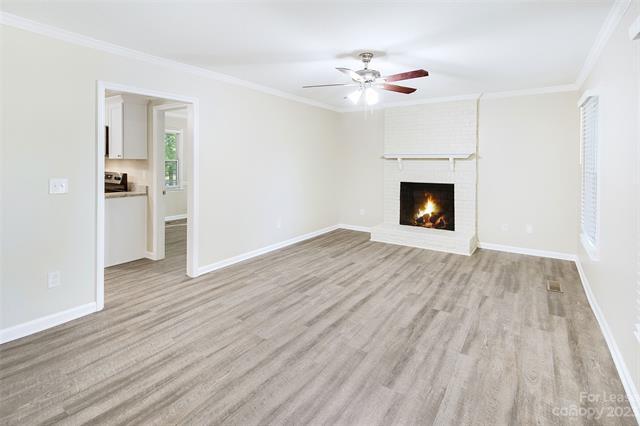 Building Photo - 5806 Katrine Ct