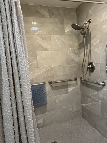 Building Photo - 10302 141st St Ct E