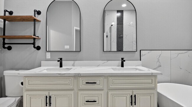 Building Photo - 4935 Otter Peak Dr