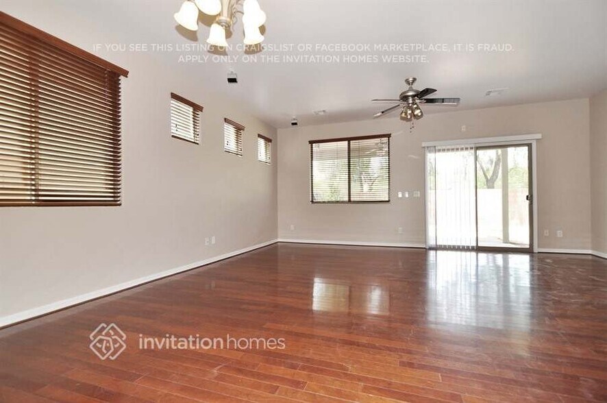 Building Photo - 15077 N 173rd Dr