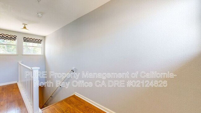 Building Photo - 7 Flemings Ct