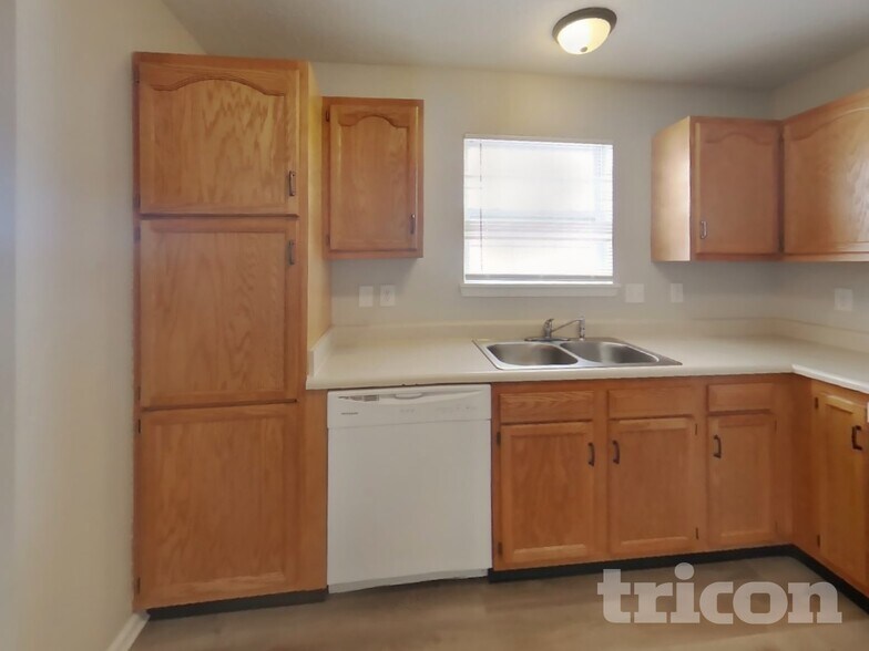 Building Photo - 1502 Osprey Way