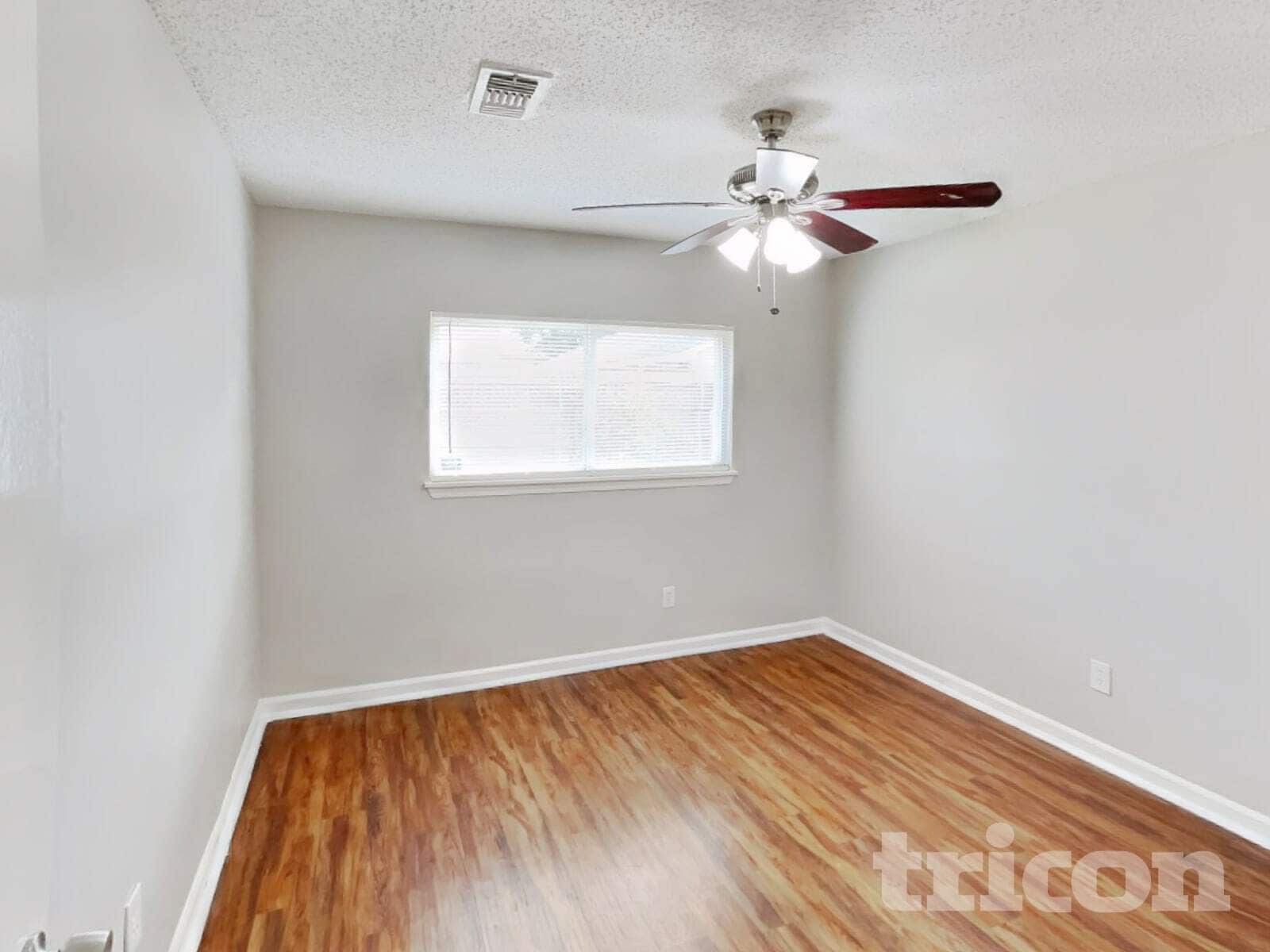 Building Photo - 623 Walston Ln