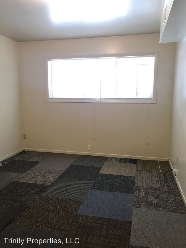 Building Photo - 1124 SW Lane St