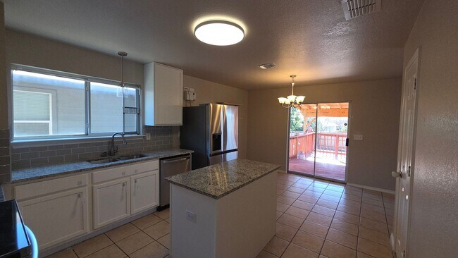 Building Photo - The Hills at Shaenfield 4 Bedroom