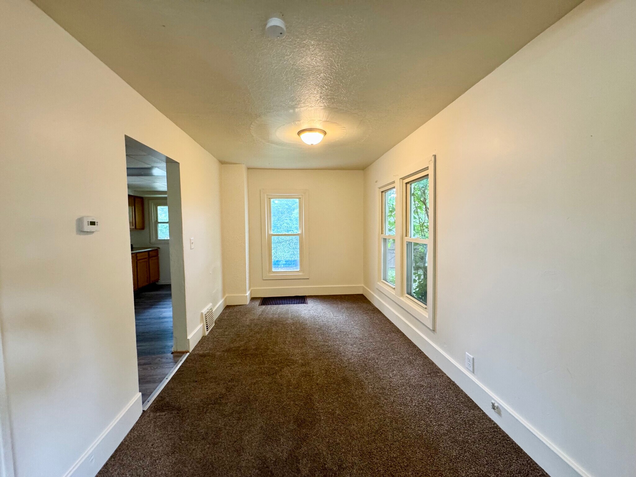 Building Photo - 2259 5th St SW