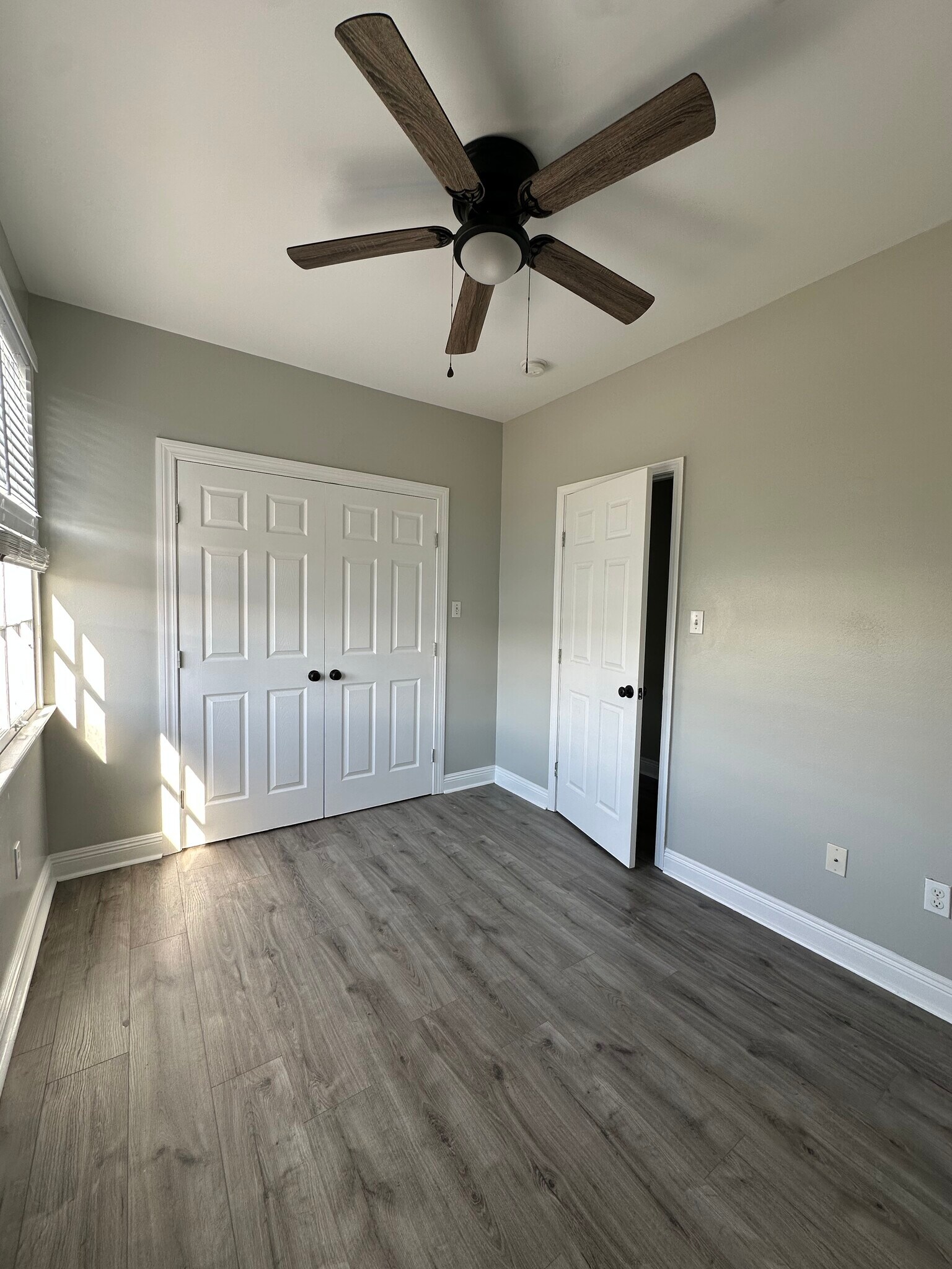 Building Photo - 8537 Forshey St