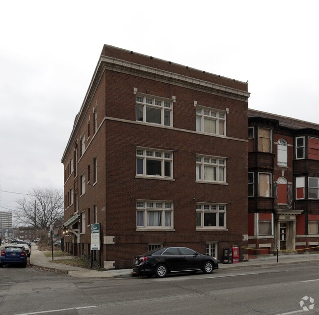 The Cathcart Apartments 103 E 9th St Indianapolis IN 46202 Apartment Finder