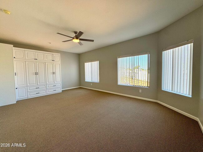 Building Photo - 14000 N 94th St