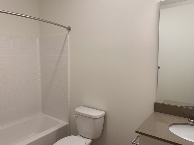 Building Photo - Modern One-Bedroom in the Heart of Wallingford!!!