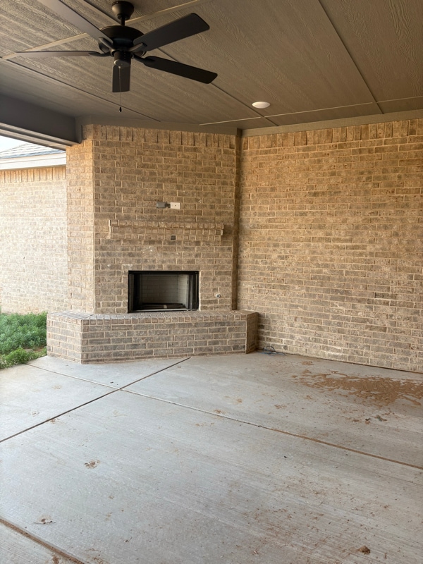 Building Photo - 11904 Kenosha Ave