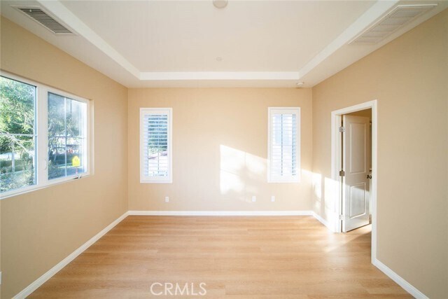 Building Photo - 55 Ivory Petal