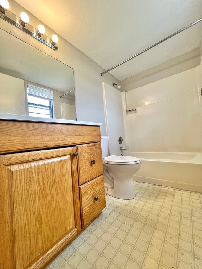 Building Photo - Shiloh Yorkshire