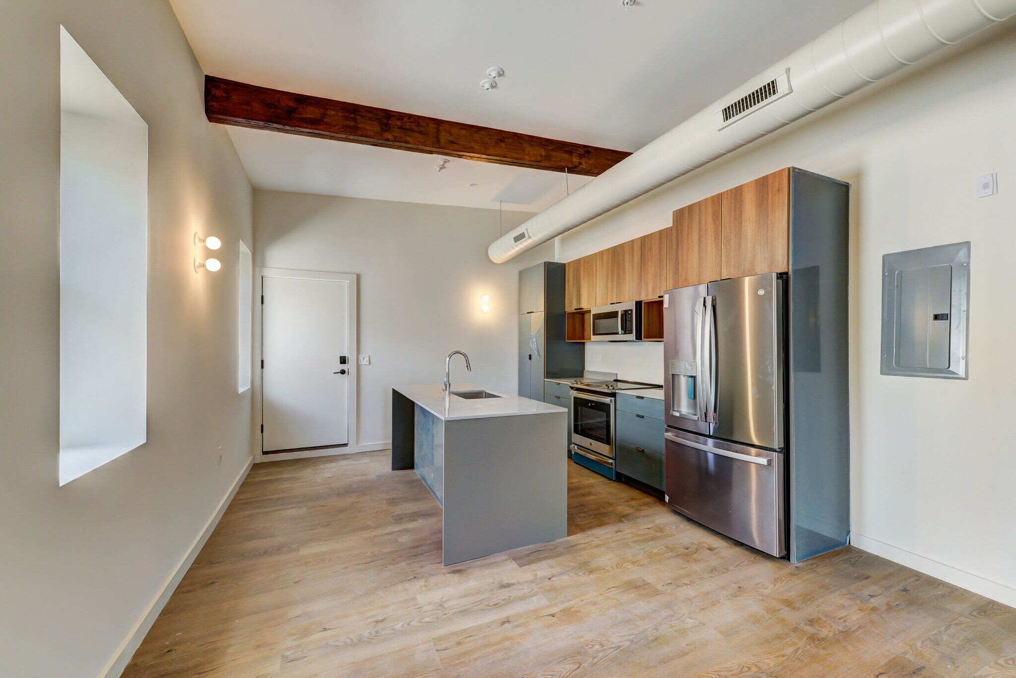 Building Photo - 619 N 35th St