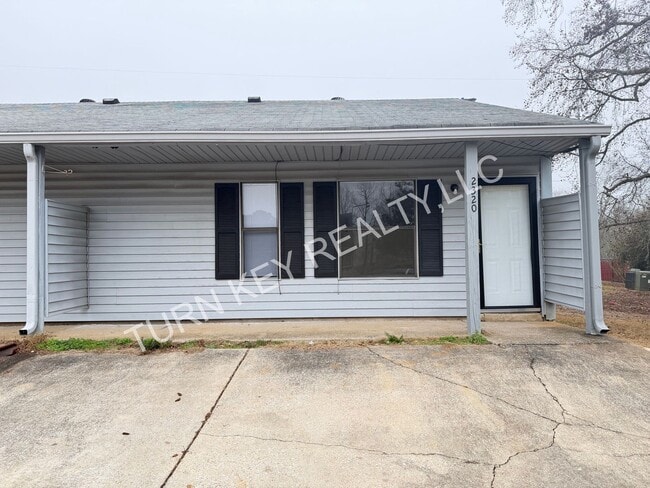 Building Photo - Condo for Rent in Grayson Valley