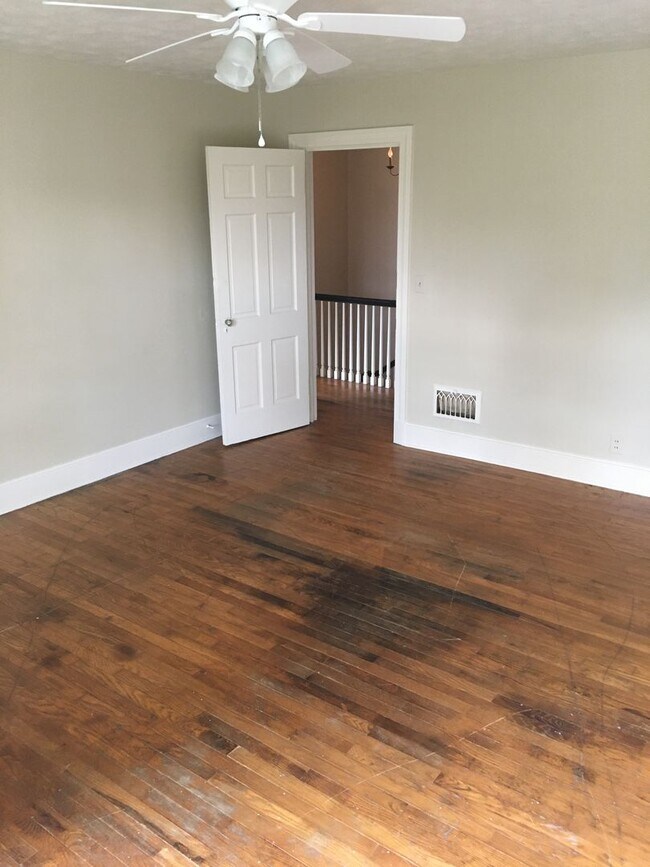 Building Photo - 1143 A&amp;B N Broad St.