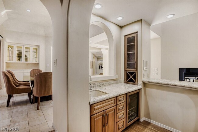 Building Photo - 212 Dalmatian Ln