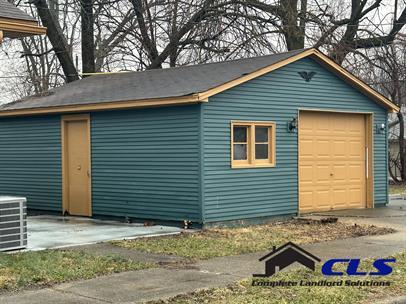 Building Photo - 2301 4th Ave