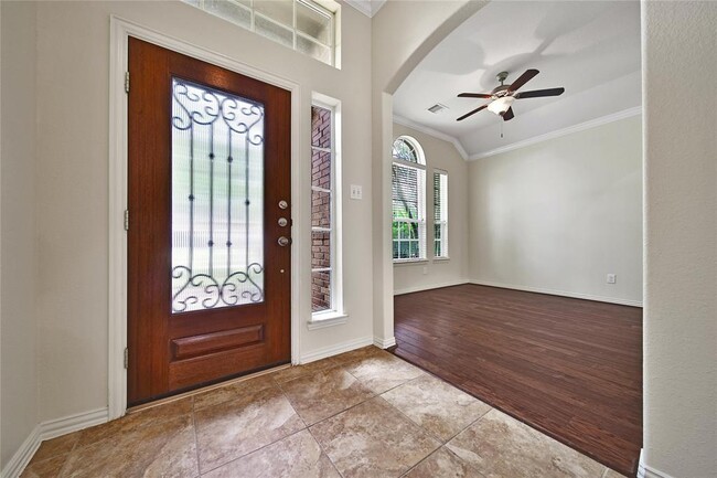 Building Photo - 13742 McKinney Creek Ln