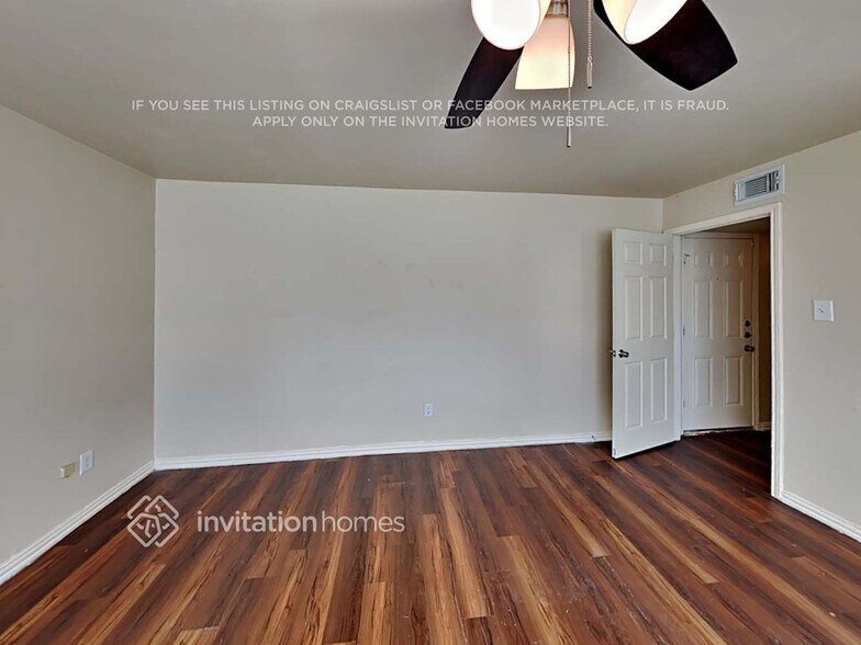 Building Photo - 7231 Pebblemill Ln