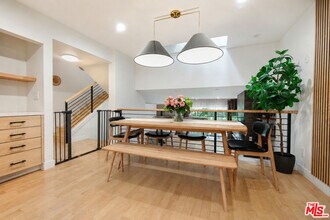 Building Photo - 4733 La Villa Marina