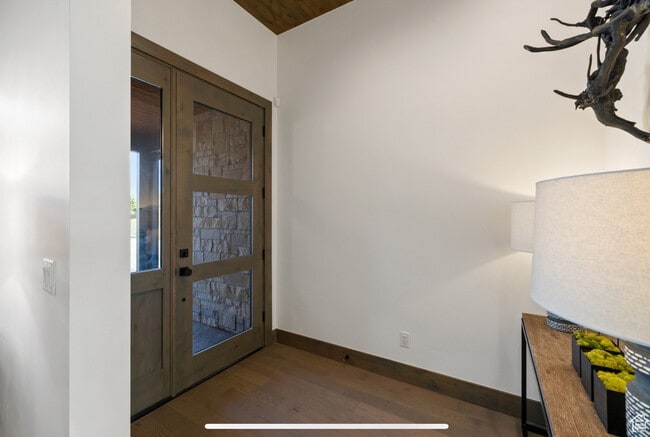 Building Photo - 364 Red Ledges Village Way