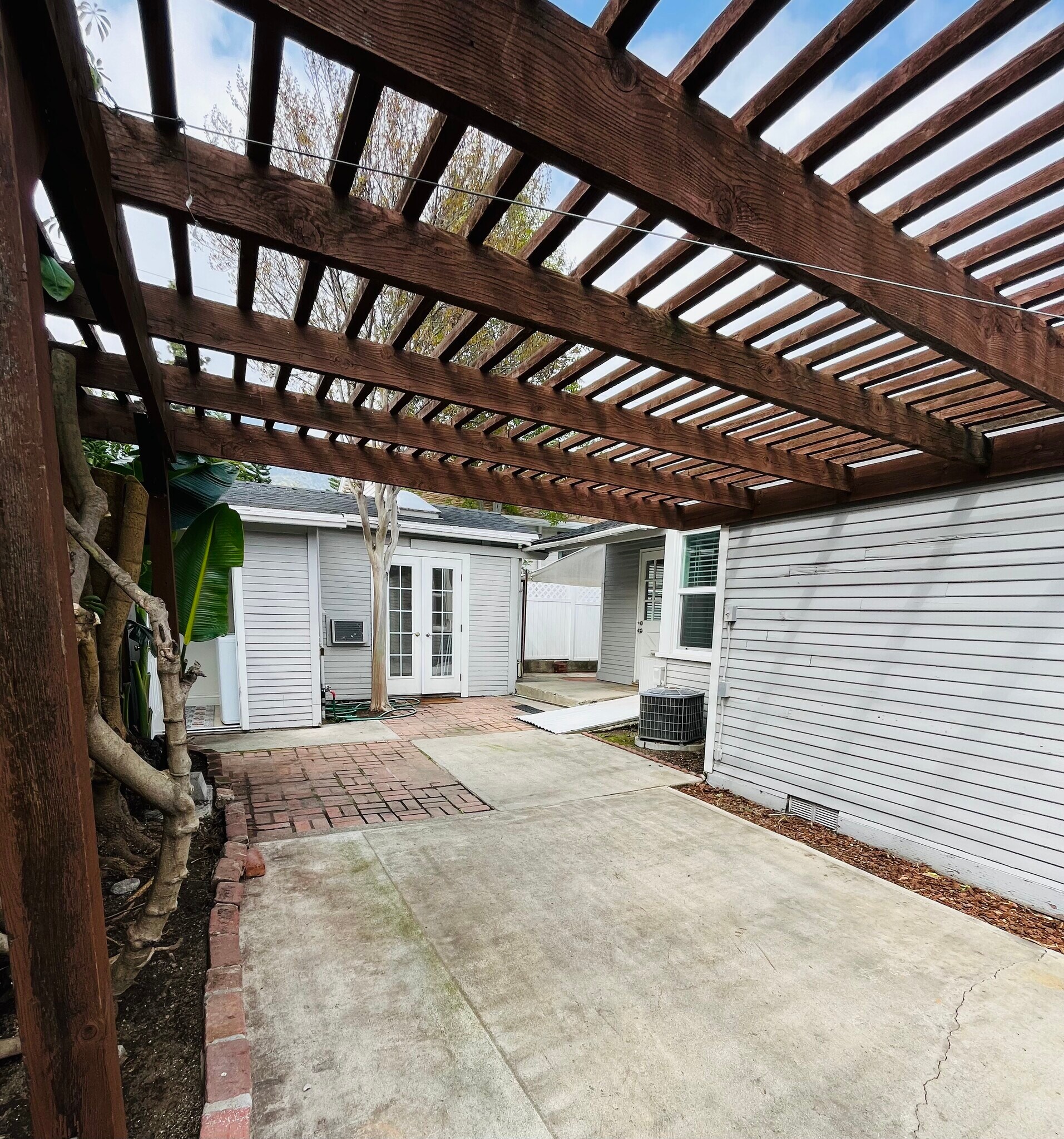 Building Photo - 67 Windsor Ln