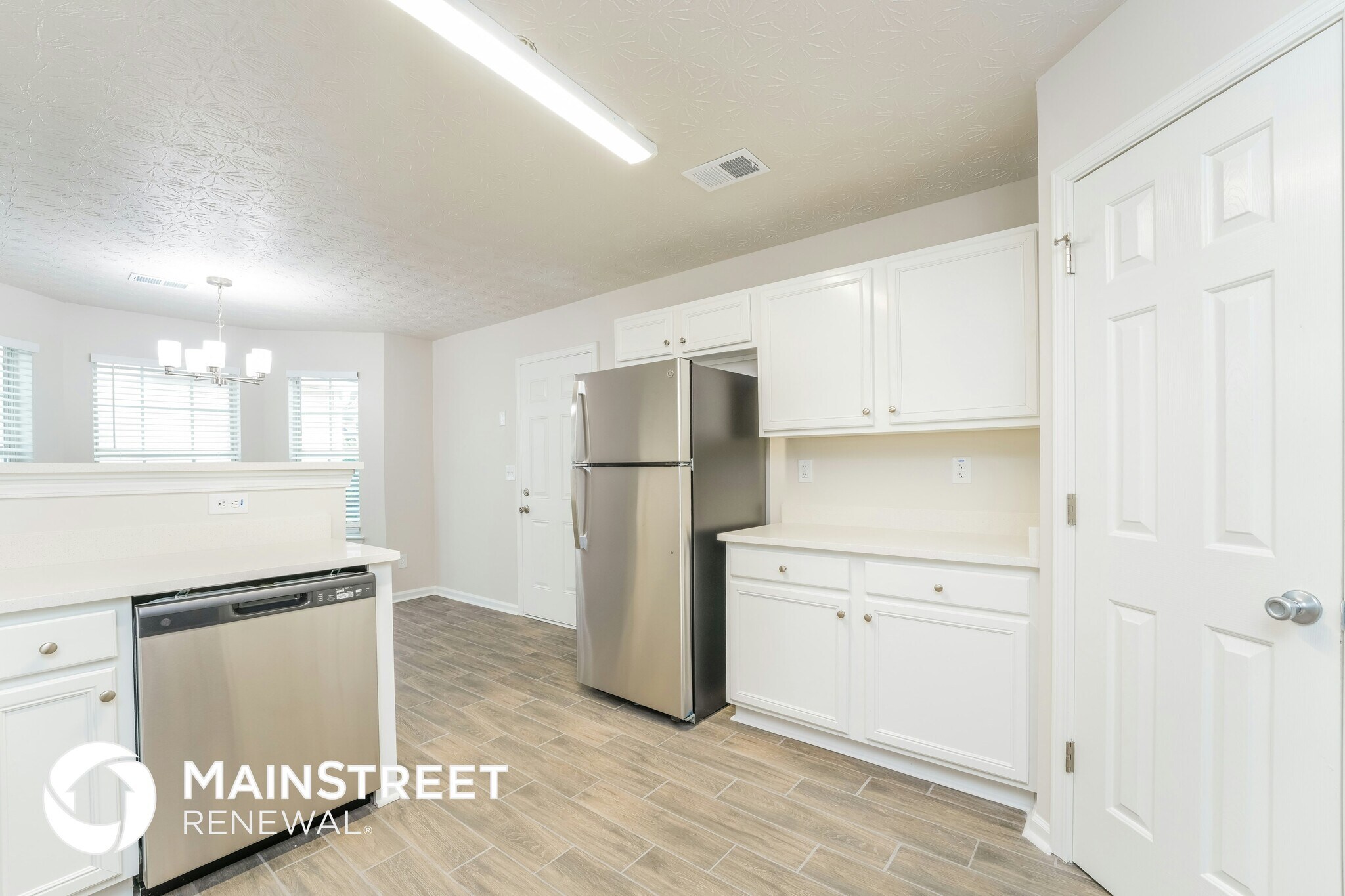 Building Photo - 15 Emerson Trail