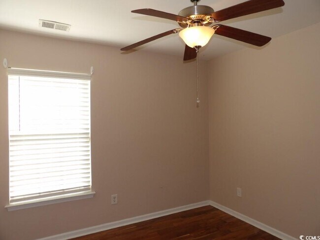 Building Photo - 188 Devonbrook Pl