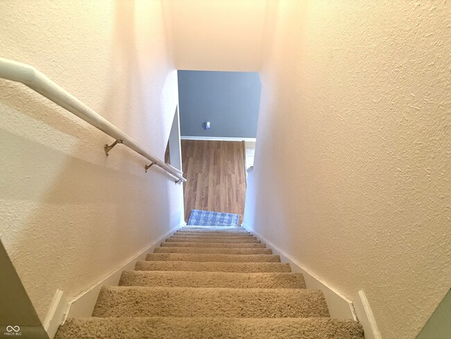 Building Photo - 8127 Maple Stream Blvd