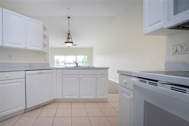 Building Photo - 7117 Strand Cir