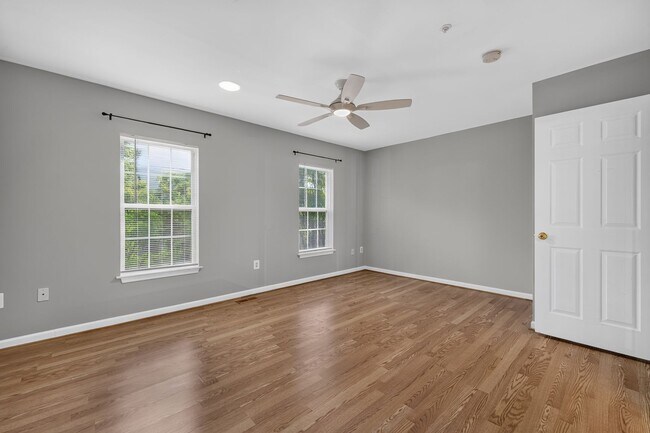 Building Photo - 13504 Hamlet Square Ct
