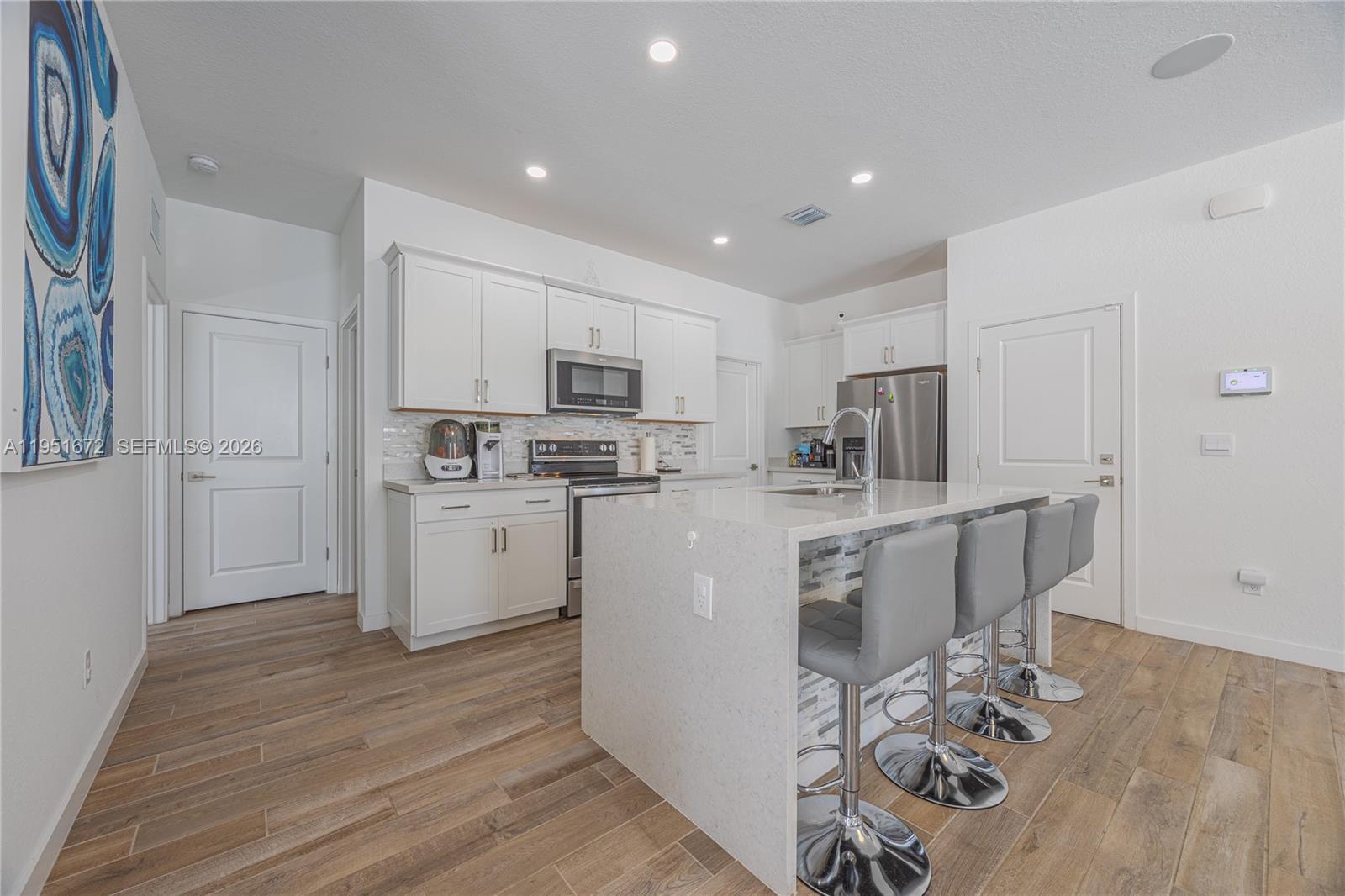 Building Photo - 7126 Rockwood Rd