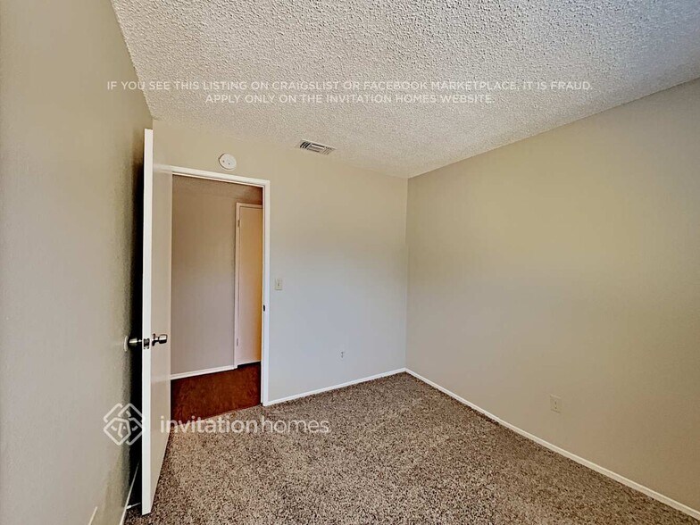 Building Photo - 101 Cedar Rock Cir