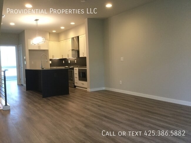 Building Photo - 1571 139th Ln NE