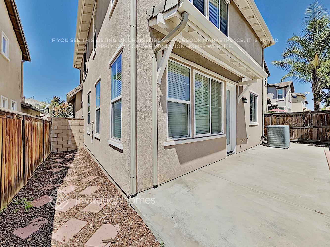 Building Photo - 35870 Crickhowell Ave