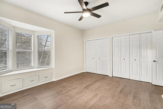 Building Photo - 106 Ivy Green Ln SE