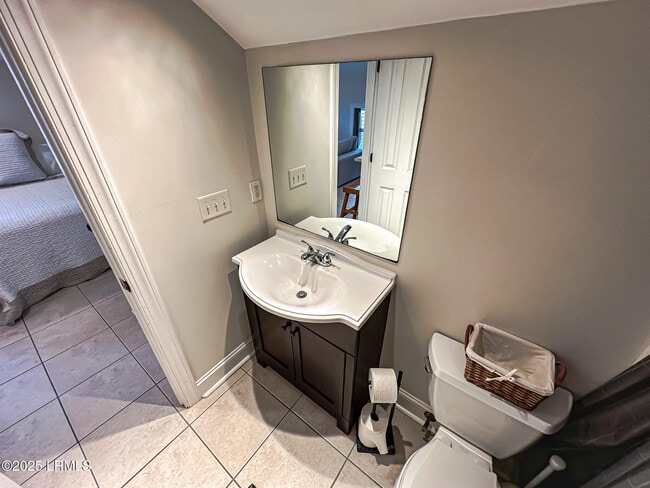 Building Photo - 6 Carolina Village Cir