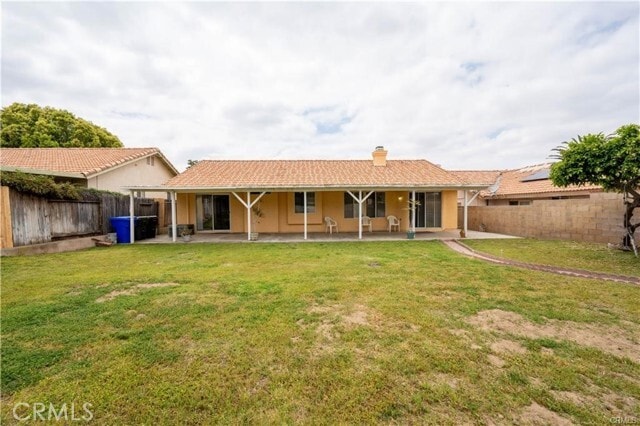 Building Photo - 443 S Tamarisk Ave