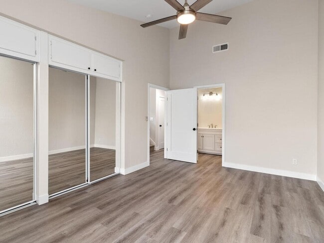 Building Photo - Newly Remodeled 2 Story, 3 Bedroom Condo