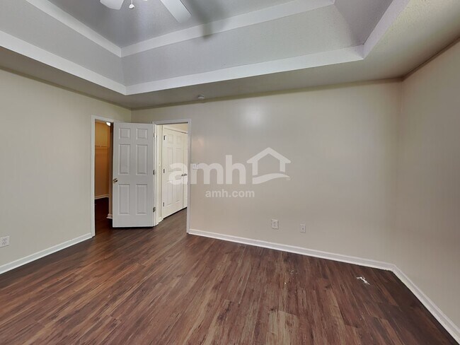 Building Photo - 4319 Caroline Ct