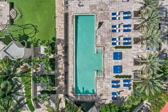 Building Photo - 9705 Collins Ave