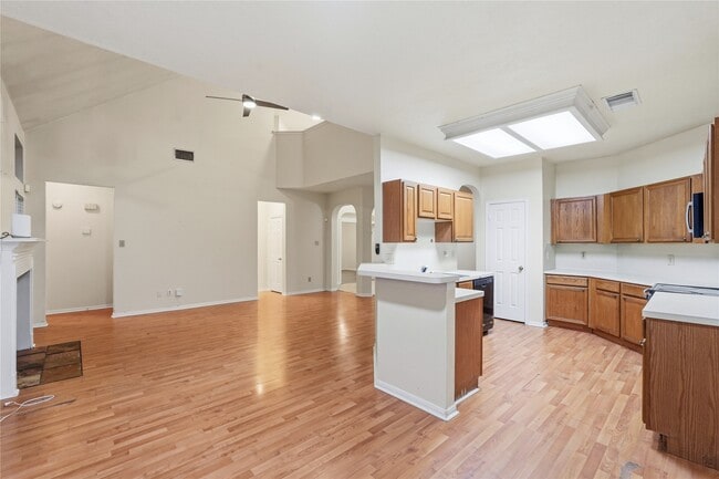 Building Photo - 14203 Torrey Forest Dr