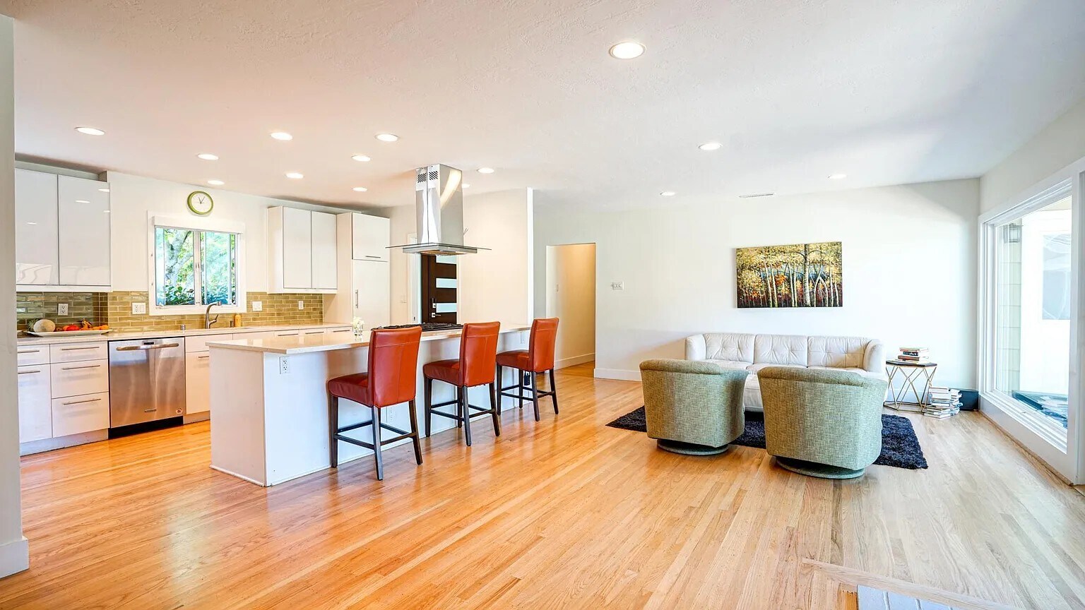 Kitchen / Living room - 1415 Butterfield Rd