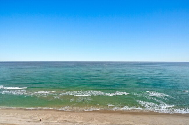 Building Photo - 2066 N Ocean Blvd