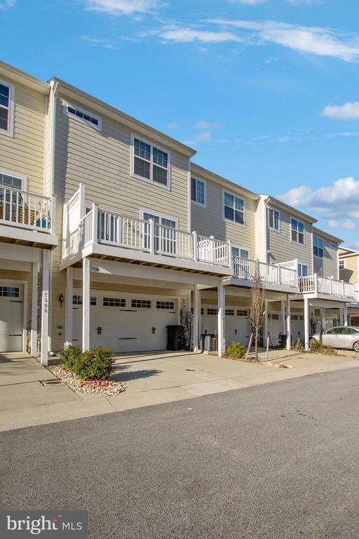 Building Photo - 2564 Cherry Tree Rd