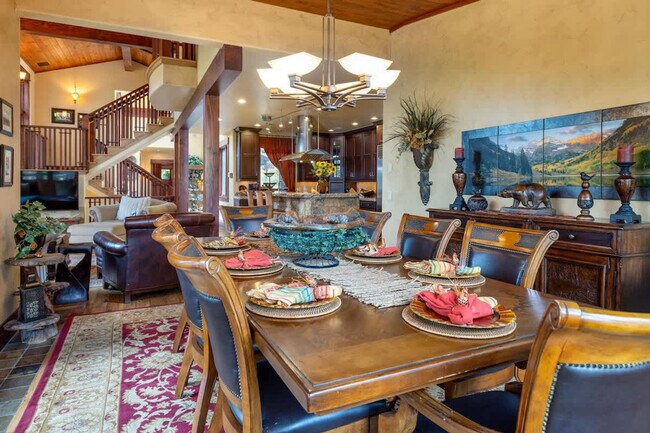 Building Photo - 195 Marks Ln